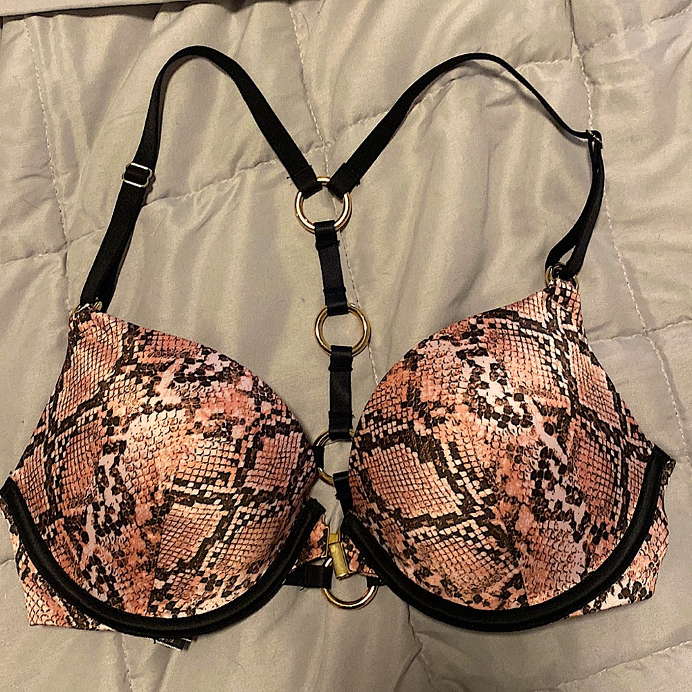 Victorias Secret Very Sexy Push Up 32C